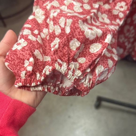 SHEIN Red Floral Long Sleeve Peplum Blouse - Picture 5 of 7